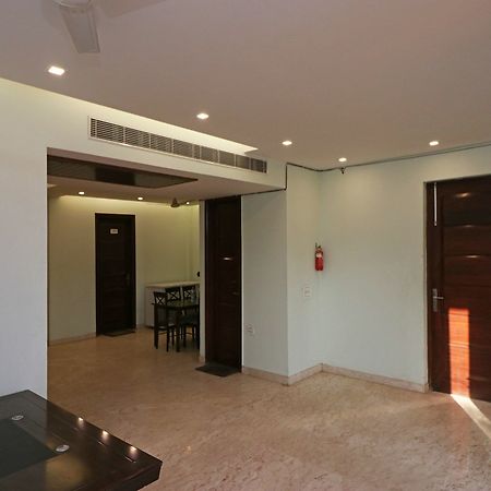 Oyo 9664 Sector 48 Hotel Gurgaon Exterior photo