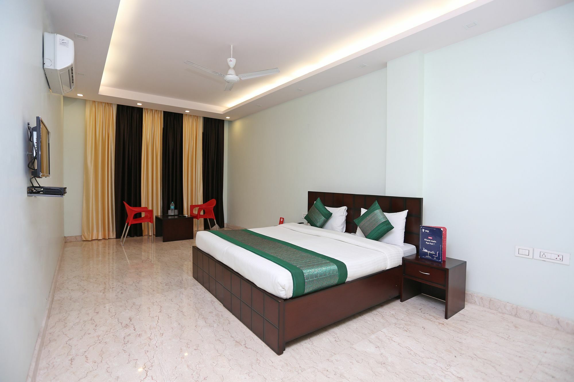 Oyo 9664 Sector 48 Hotel Gurgaon Exterior photo